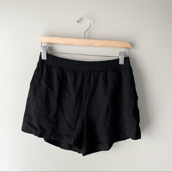 𝅺WILFRED Free | Aloha Shorts Black Size Xs - Picture 4 of 8